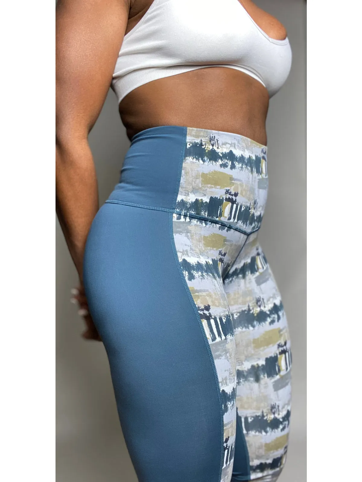 Abstract Oasis Print Colorblock Leggings