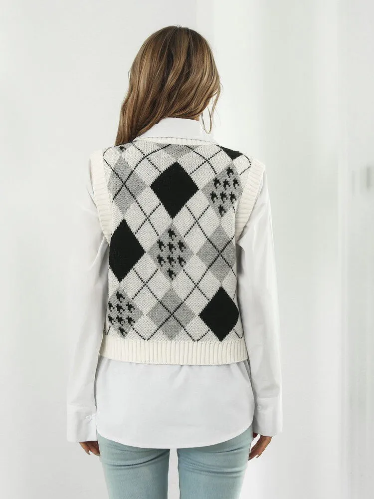 BerriesJam - 2024 White Sleeveless Streetwear Knitted Vest Sweater