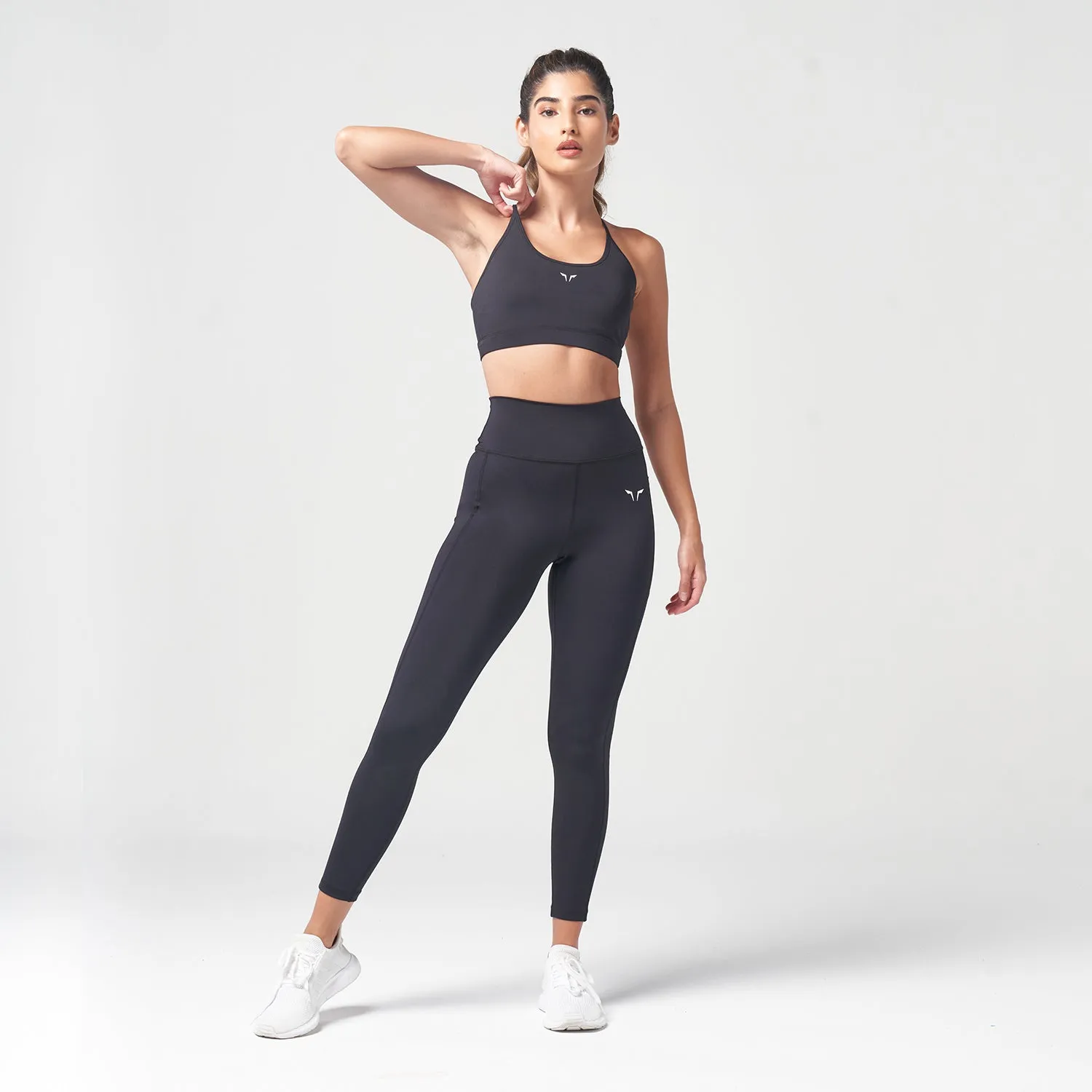 Essential Cropped Leggings 24" - Black