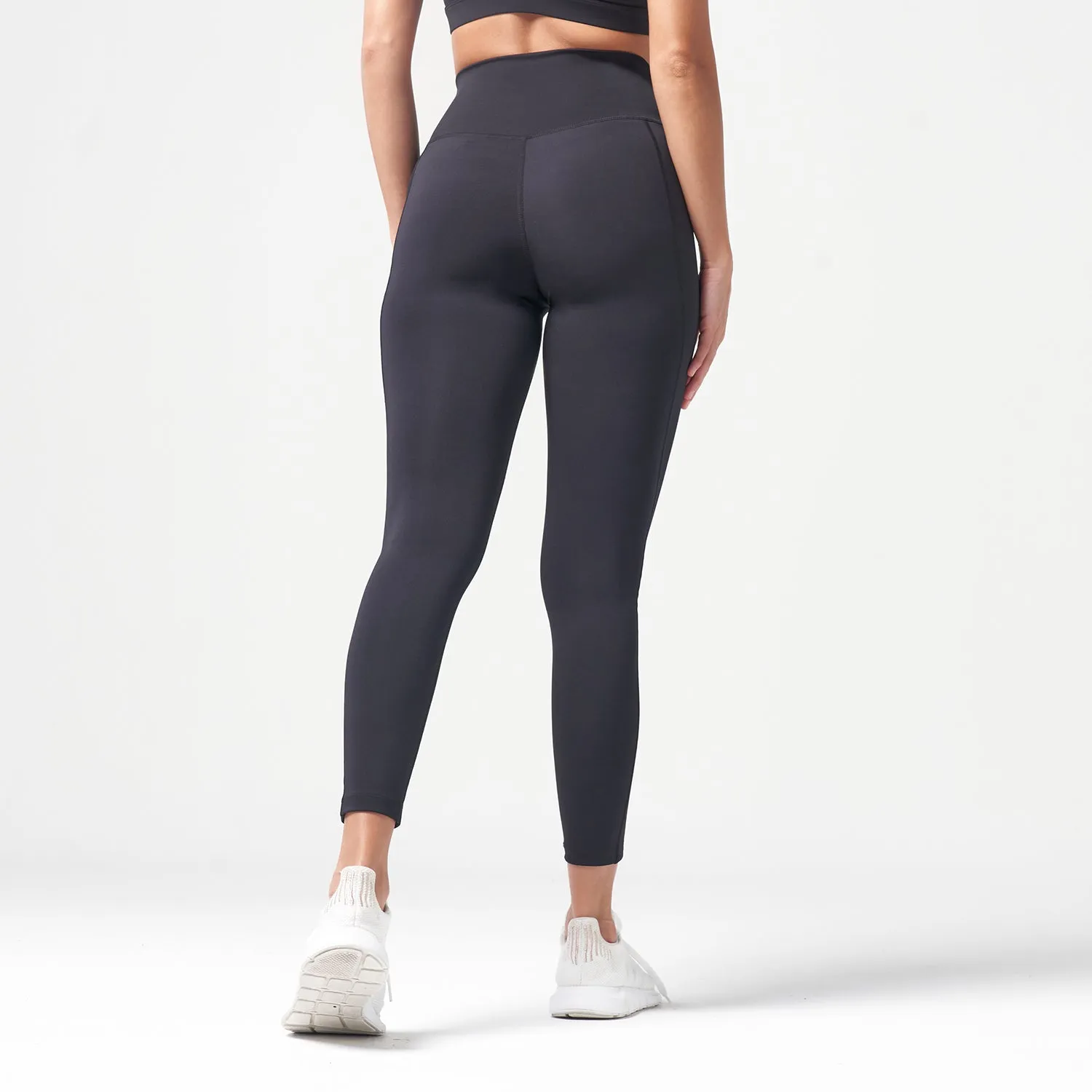 Essential Cropped Leggings 24" - Black