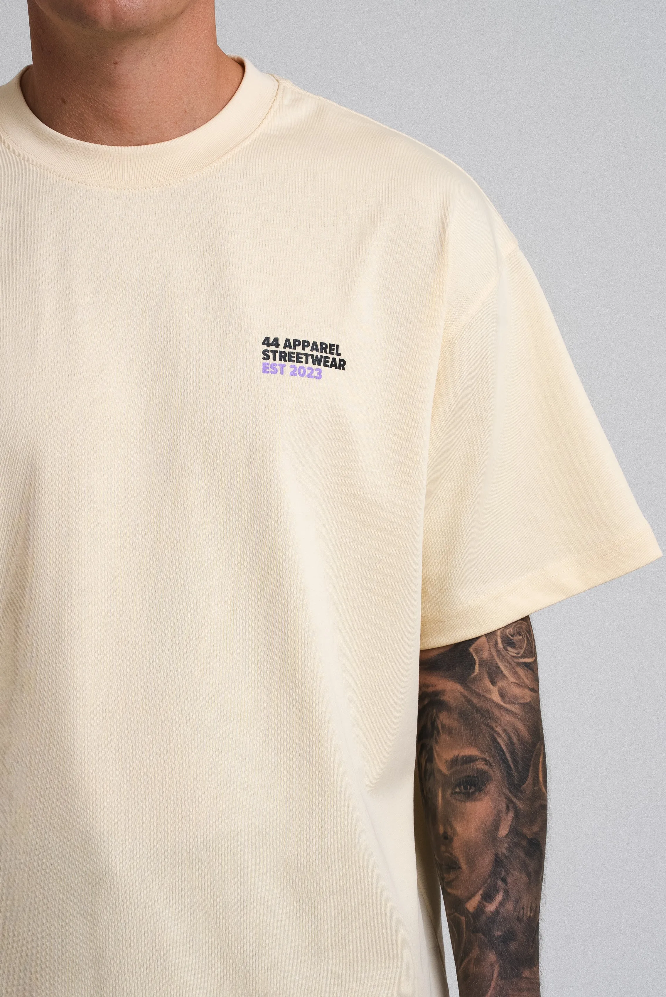 OVERSIZED T-SHIRT - VANILLA