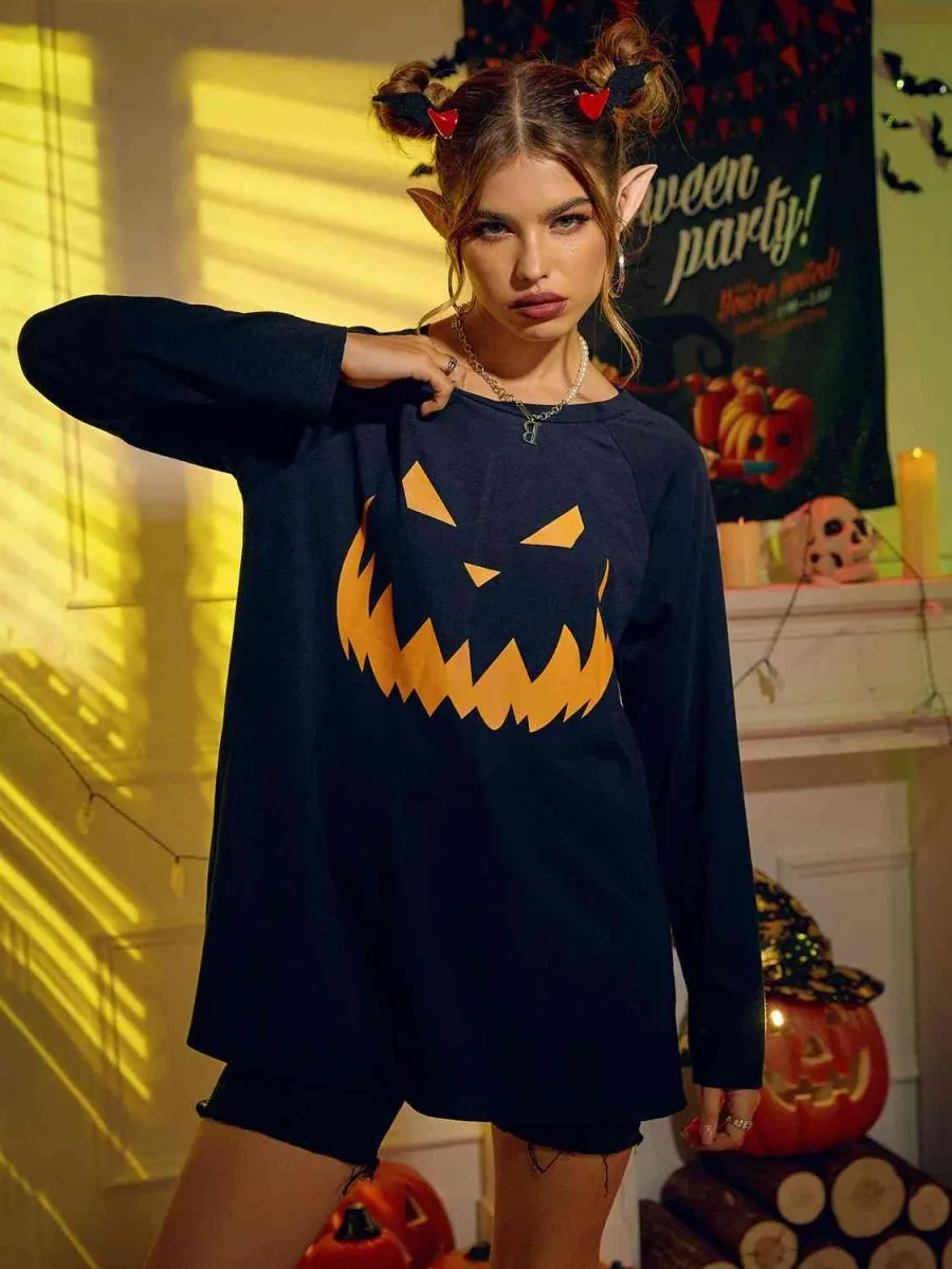 Pumpkin Grin Halloween Graphic Oversized T Shirt